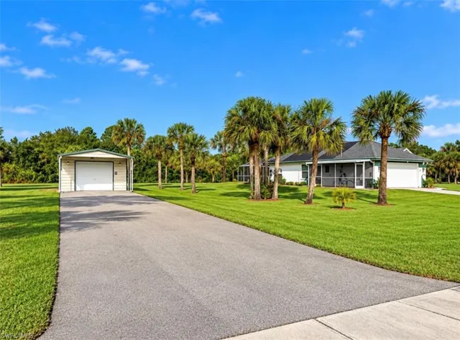 707 Washington Ave, Lehigh Acres, Florida 33972