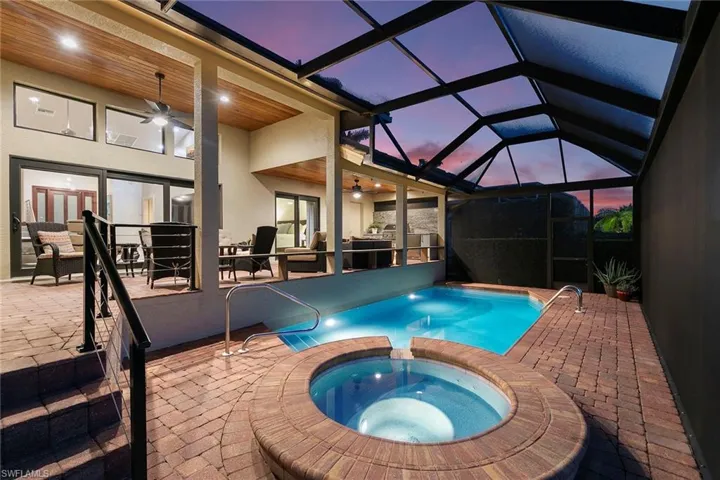 580 Goldcoast Ct, Marco Island, Florida 34145