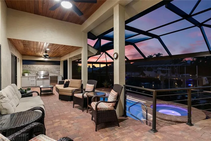 580 Goldcoast Ct, Marco Island, Florida 34145