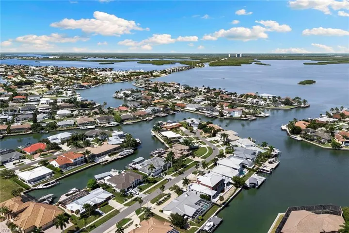 580 Goldcoast Ct, Marco Island, Florida 34145