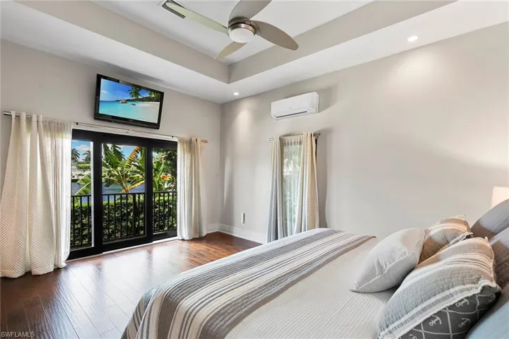 580 Goldcoast Ct, Marco Island, Florida 34145