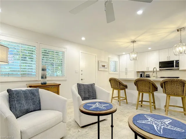 507 Broad Ave S, Naples, Florida 34102