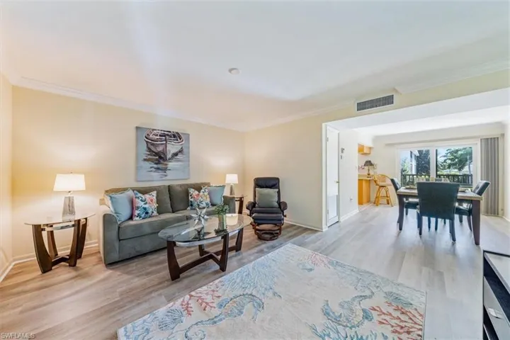 788  Park Shore  DR, Naples, FL 34103
