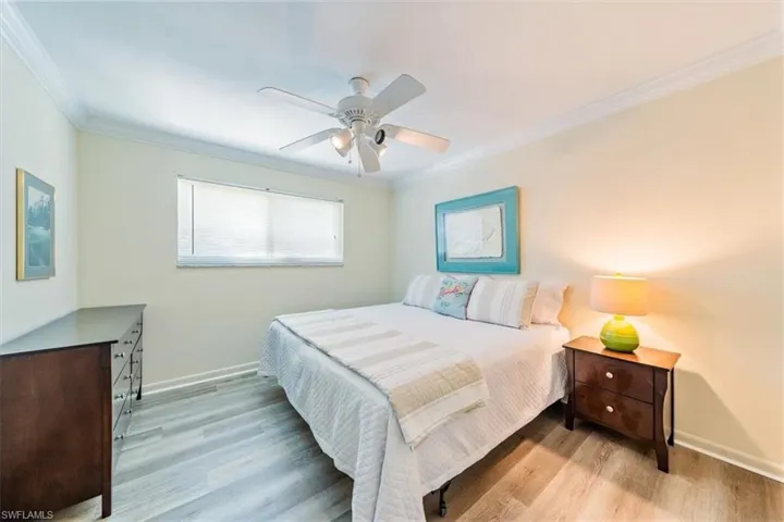 788  Park Shore  DR, Naples, FL 34103