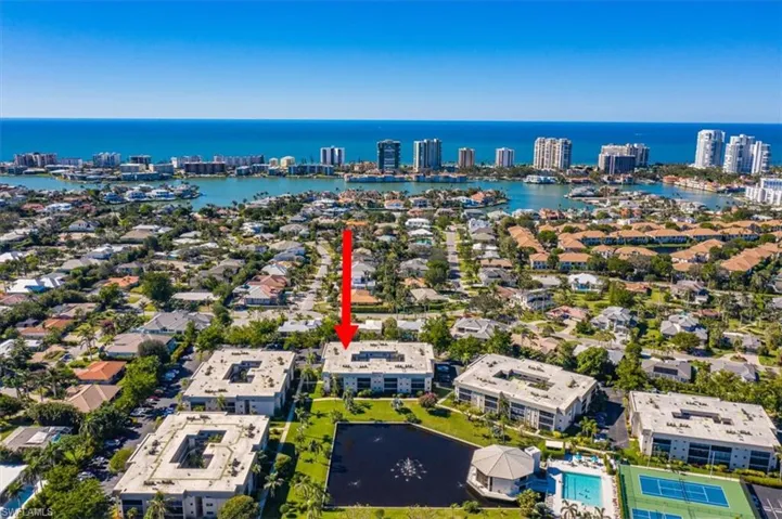 788  Park Shore  DR, Naples, FL 34103