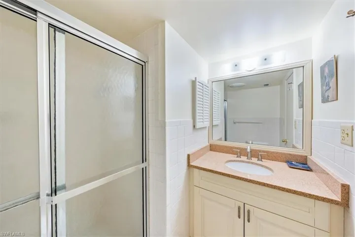 788  Park Shore  DR, Naples, FL 34103