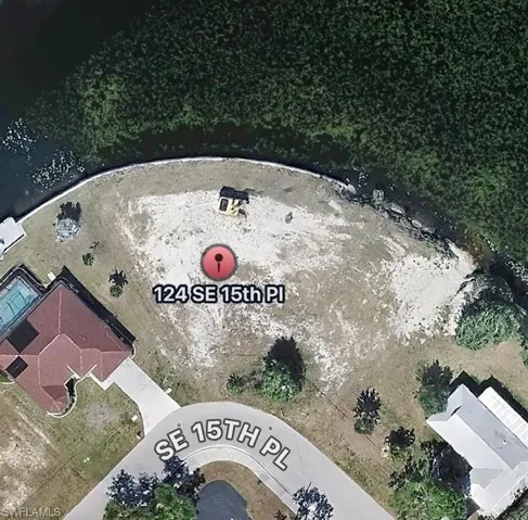 124 Se 15th Pl, Cape Coral, Florida 33990