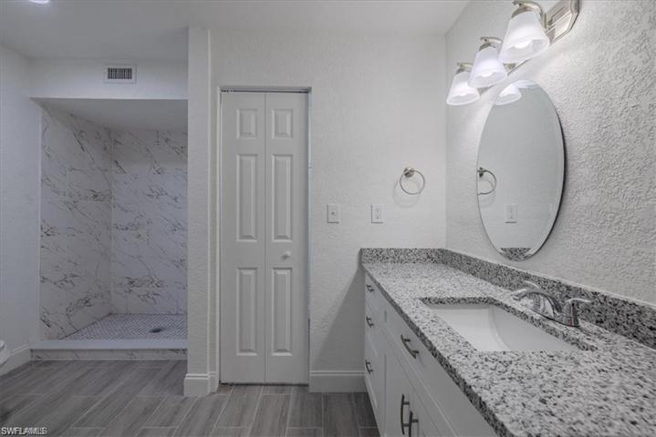 14801 Riverview CT, FORT MYERS FL 33905