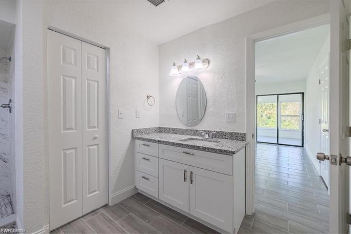 14801 Riverview CT, FORT MYERS FL 33905