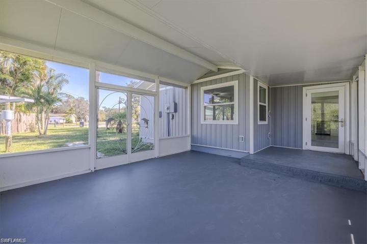 14801 Riverview CT, FORT MYERS FL 33905
