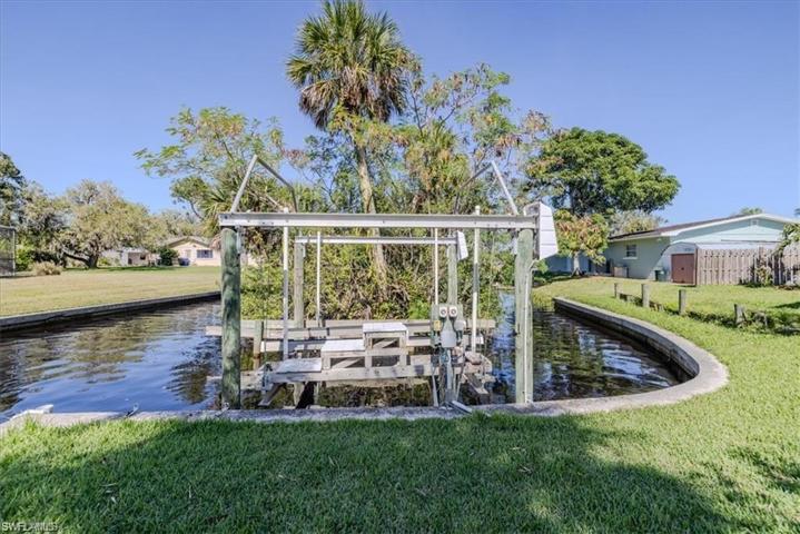 14801 Riverview CT, FORT MYERS FL 33905