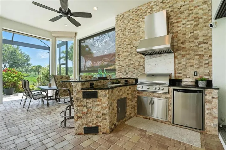 8836  Savona  CT, Naples, FL 34119