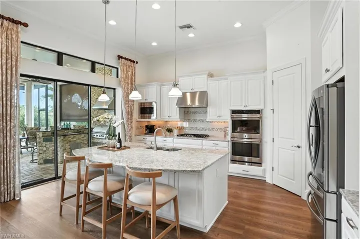 8836  Savona  CT, Naples, FL 34119