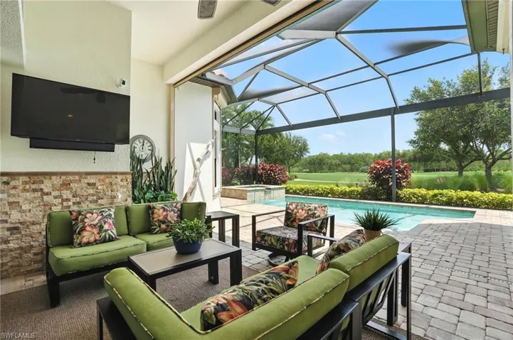 8836  Savona  CT, Naples, FL 34119