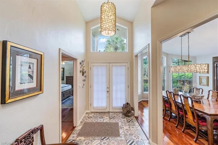 737  Eagle Creek  DR, Naples, FL 34113