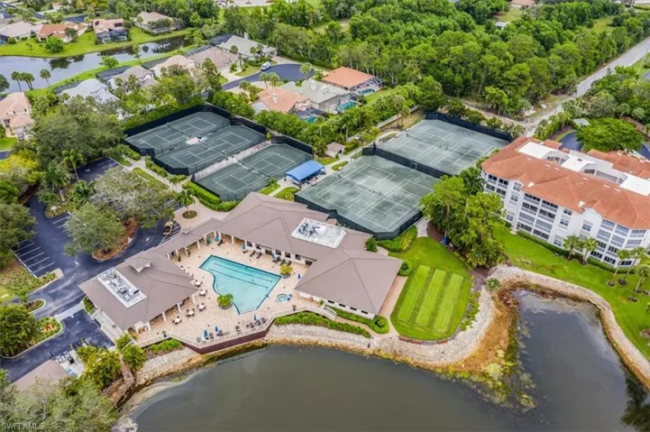 737  Eagle Creek  DR, Naples, FL 34113
