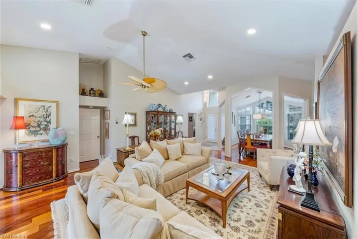 737  Eagle Creek  DR, Naples, FL 34113