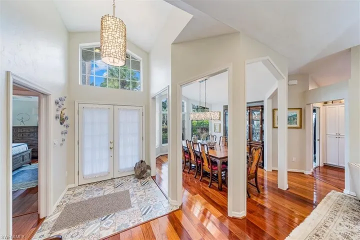 737  Eagle Creek  DR, Naples, FL 34113