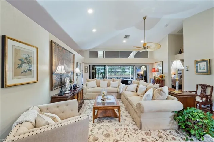 737  Eagle Creek  DR, Naples, FL 34113