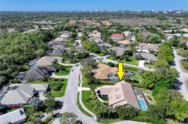 Aerial residential view, great Central Naples neighborhood.