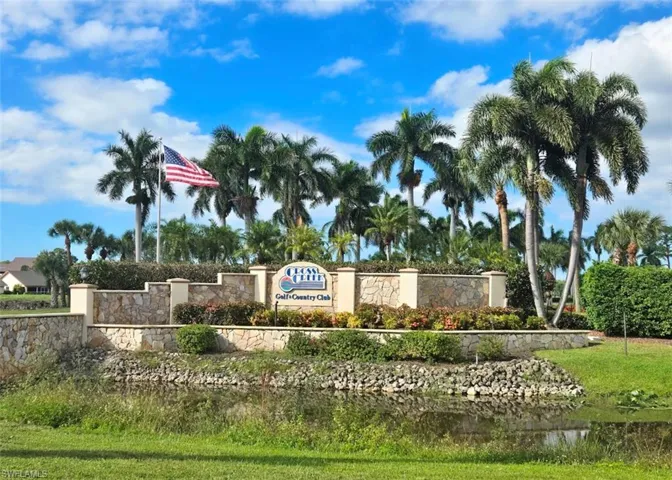 Cross Creek Community Entrance