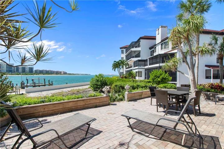 Private Brick-paved Terrace