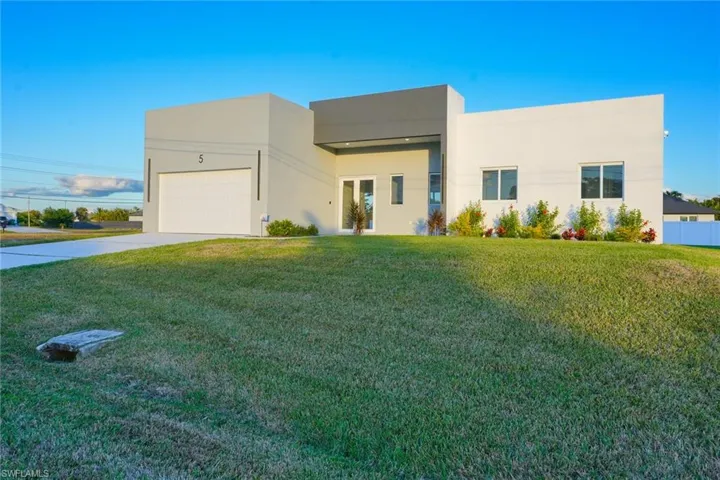 5 Sw 26th Pl, Cape Coral, Florida 33991