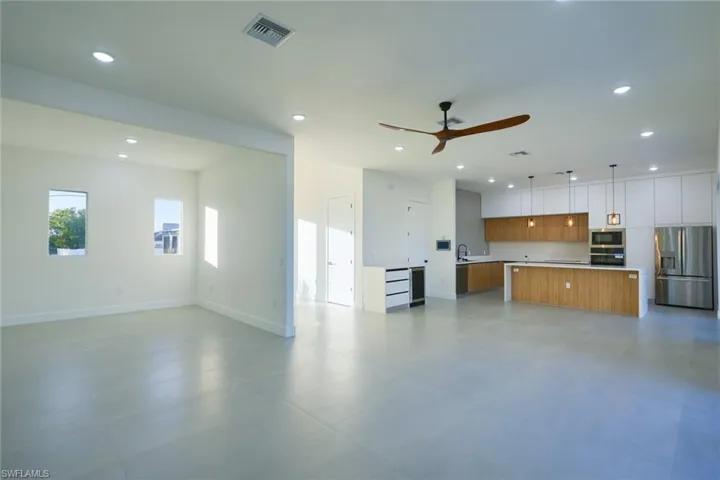 5 Sw 26th Pl, Cape Coral, Florida 33991