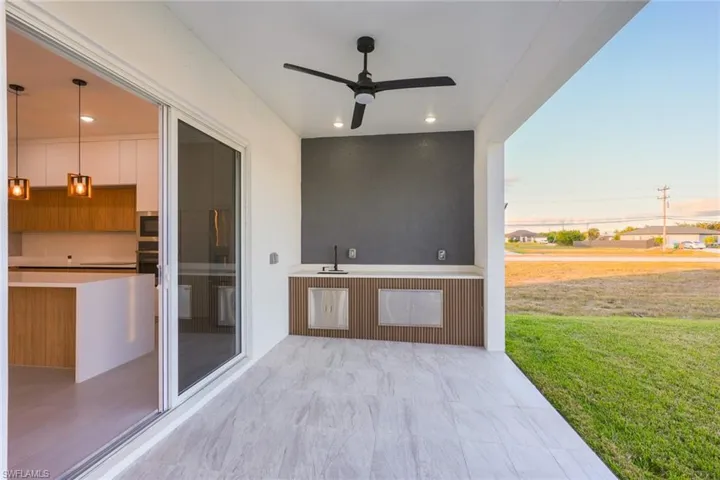 5 Sw 26th Pl, Cape Coral, Florida 33991