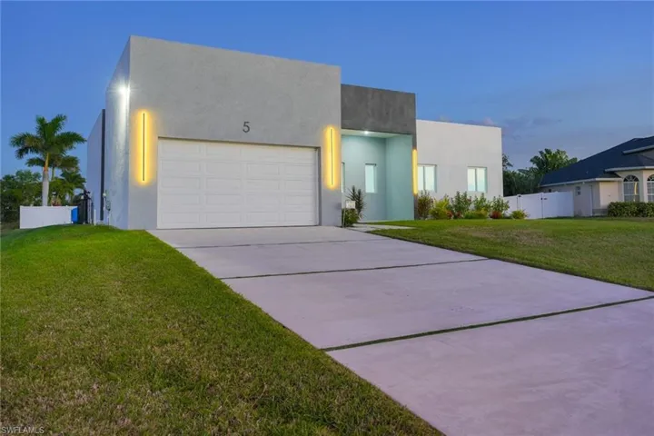 5 Sw 26th Pl, Cape Coral, Florida 33991