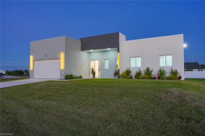 5 Sw 26th Pl, Cape Coral, Florida 33991
