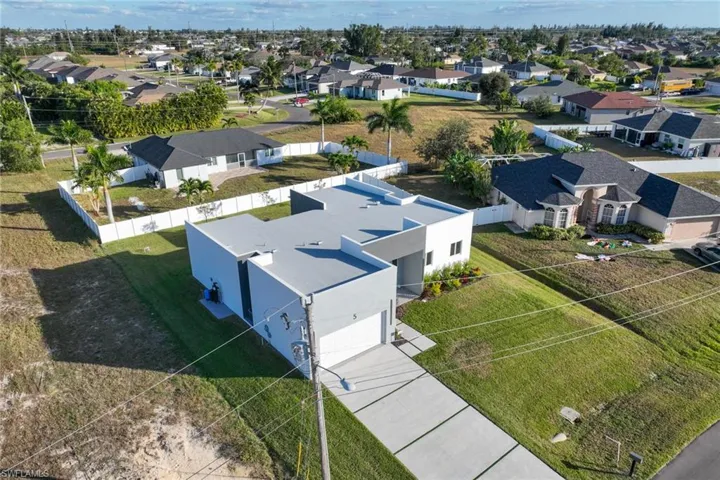 5 Sw 26th Pl, Cape Coral, Florida 33991