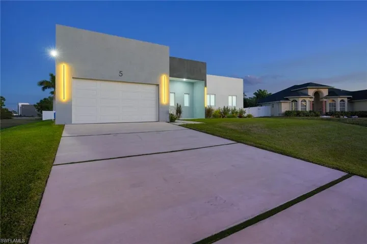 5 Sw 26th Pl, Cape Coral, Florida 33991