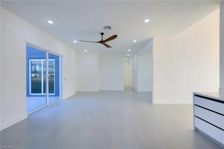 5 Sw 26th Pl, Cape Coral, Florida 33991