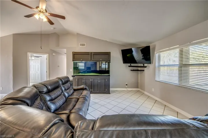 1503 Sw 38th Ter, Cape Coral Fl 33914