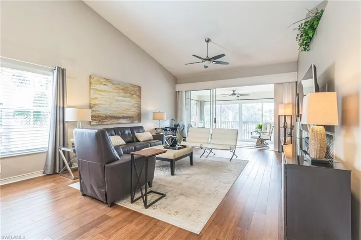 Light and bright living space