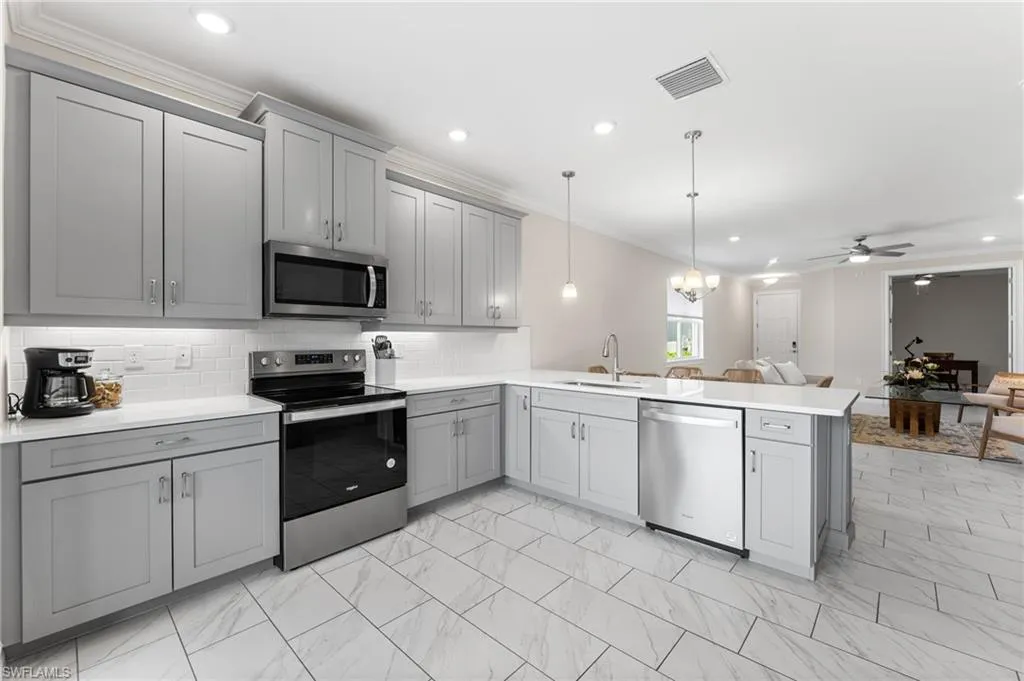 28295 Captiva Shell LOOP, Bonita Springs, FL 34135,225034191