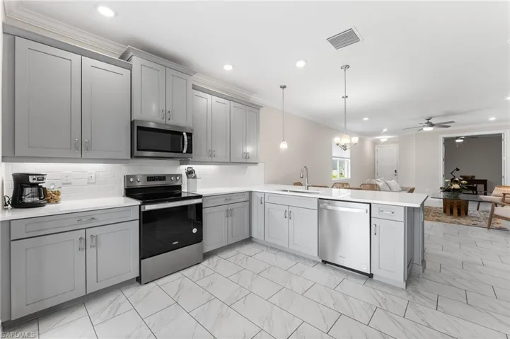 28295 Captiva Shell LOOP, Bonita Springs, FL 34135,225034191