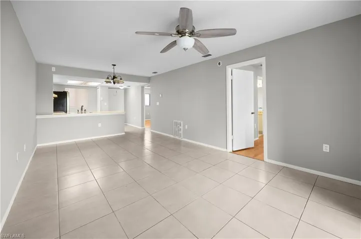 2700 Park Windsor Dr 714, Fort Myers, Florida 33901