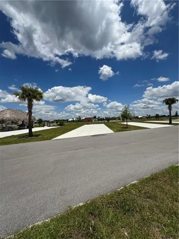 251  Horizon  RD, Punta Gorda, FL 33982