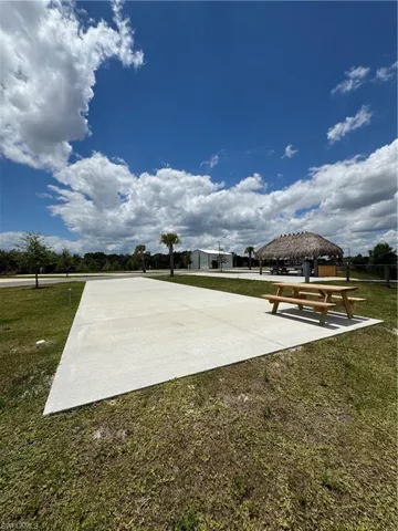 251  Horizon  RD, Punta Gorda, FL 33982