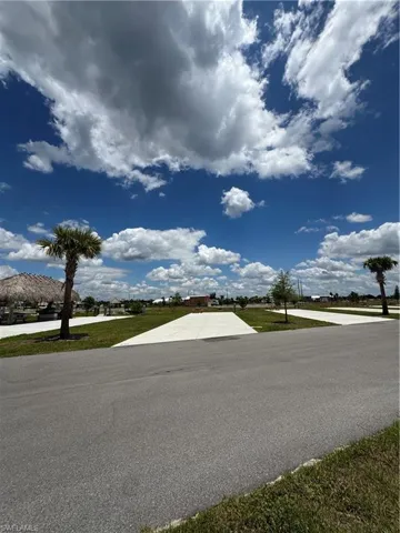 251  Horizon  RD, Punta Gorda, FL 33982