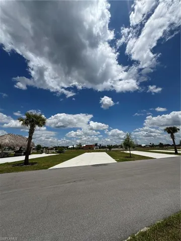 251  Horizon  RD, Punta Gorda, FL 33982