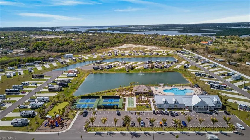 251  Horizon  RD, Punta Gorda, FL 33982