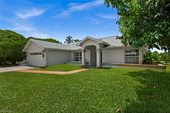 7305 Constitution Cir, Fort Myers, Florida 33967