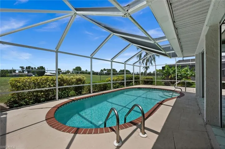 7305 Constitution Cir, Fort Myers, Florida 33967