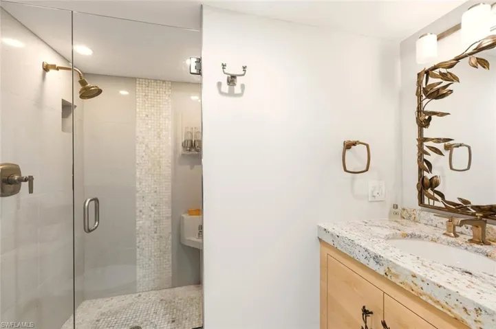 250 Park Shore Dr 101, Naples, Florida 34103