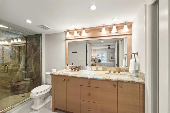250 Park Shore Dr 101, Naples, Florida 34103
