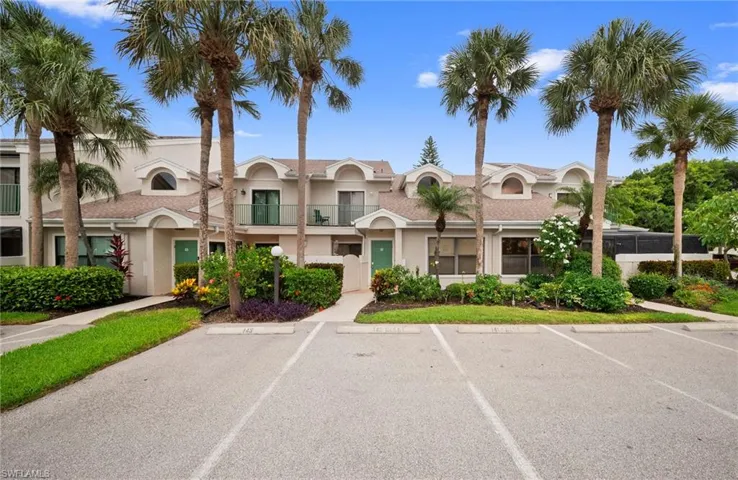 75 Emerald Woods Dr G2, Naples, Florida 34108