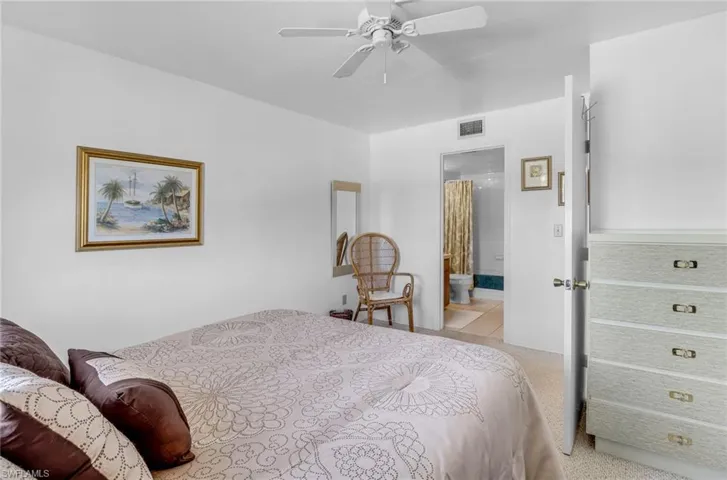 1051 Foxfire Ln # 201, Naples Fl 34104